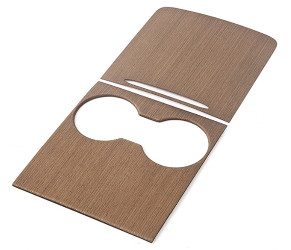 Mittelkonsolen Wrap Holzoptik für Tesla Model 3 und Y  Mittelkonsolen Wrap Holzoptik für Tesla Model 3 und Y